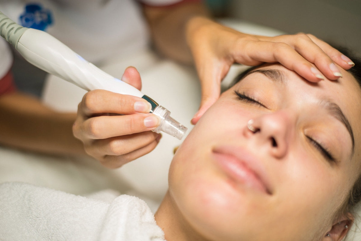 ESTÉTICA FACIAL